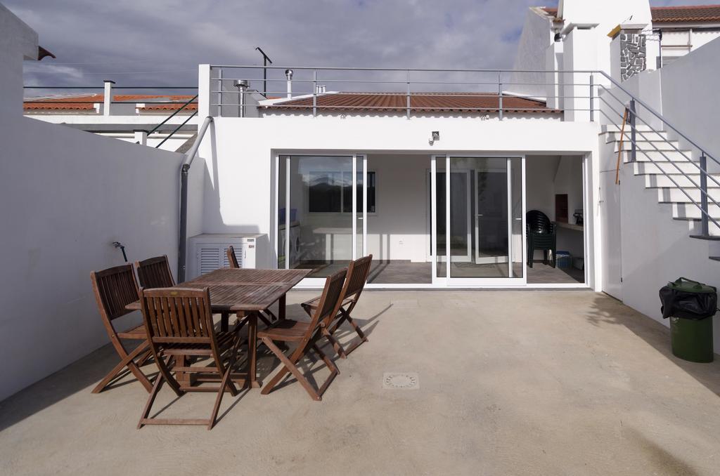 Surf Beach_Santa Barbara Secret Gardens Ribeira Grande Bagian luar foto